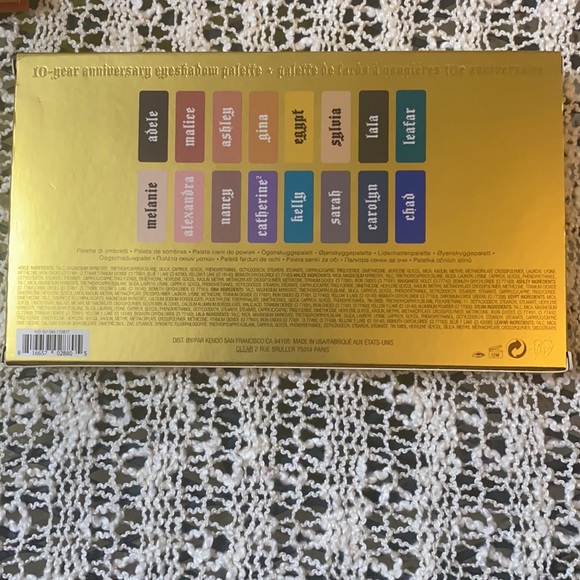 Kat Von D 10 year anniversary palette - Picture 3 of 7